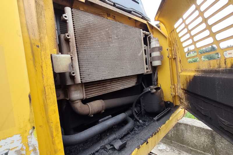OmecoHub - Immagine NEW HOLLAND E245